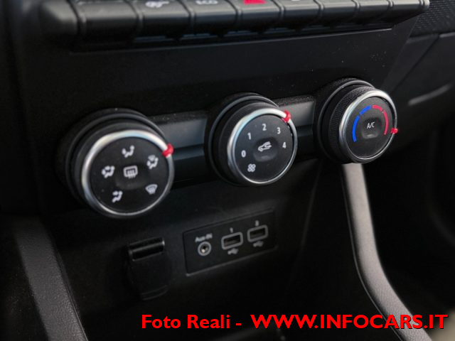 RENAULT Clio usata, con Luci diurne LED