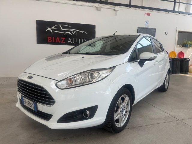 FORD Fiesta usata, con ABS