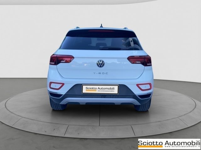 VOLKSWAGEN T-Roc usata, con Autoradio