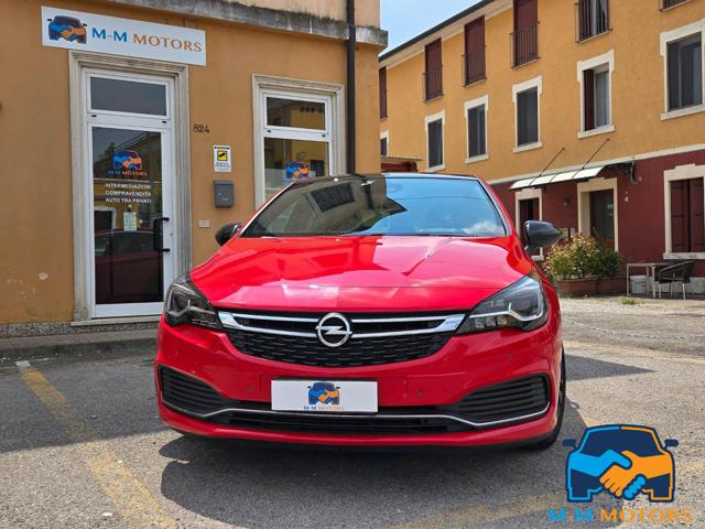 OPEL Astra usata, con Airbag