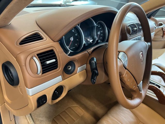 PORSCHE Cayenne usata, con Controllo trazione
