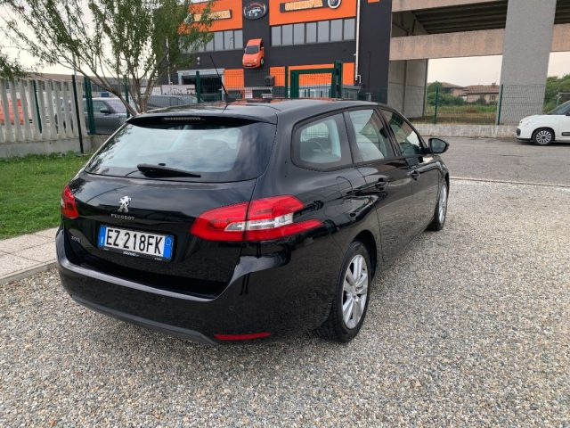 PEUGEOT 308 usata, con Alzacristalli elettrici