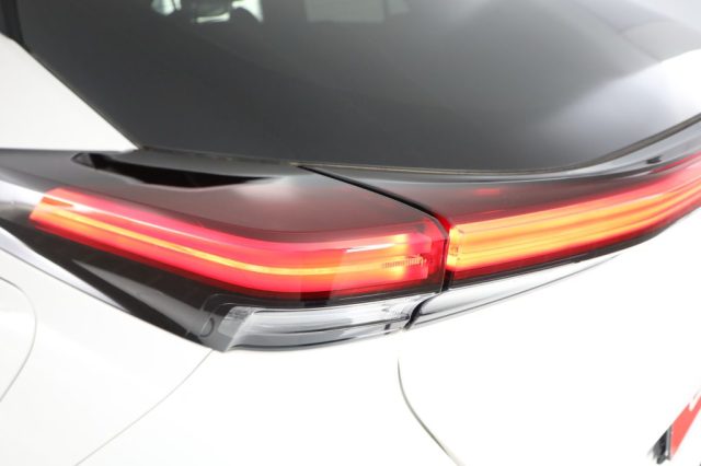 TOYOTA C-HR usata 14