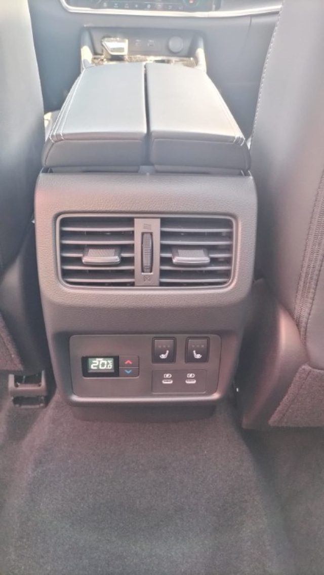 NISSAN X-Trail usata, con Cruise Control