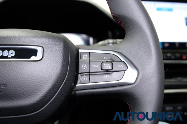 JEEP Compass usata, con Volante in pelle