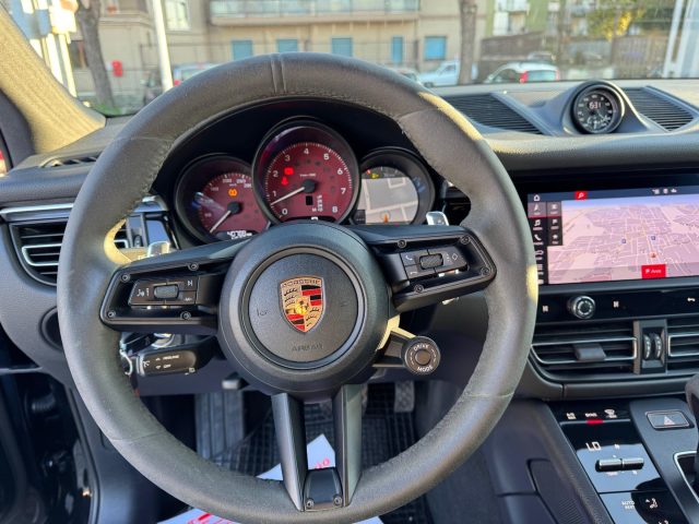 PORSCHE Macan usata, con Luci diurne LED