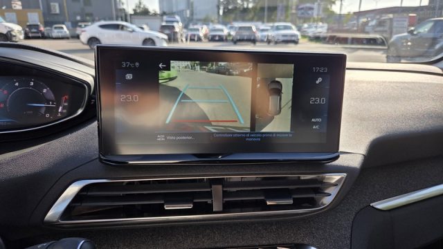 PEUGEOT 3008 usata, con Volante multifunzione