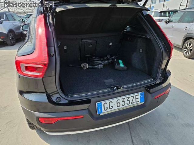VOLVO XC40 usata, con Sedile posteriore sdoppiato