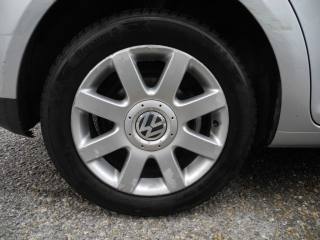 VOLKSWAGEN Touran usata, con Servosterzo