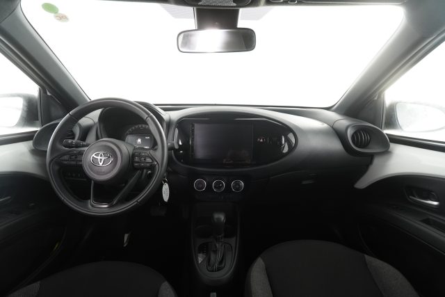TOYOTA Aygo X usata 4