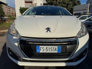 PEUGEOT 208 usata, con Airbag