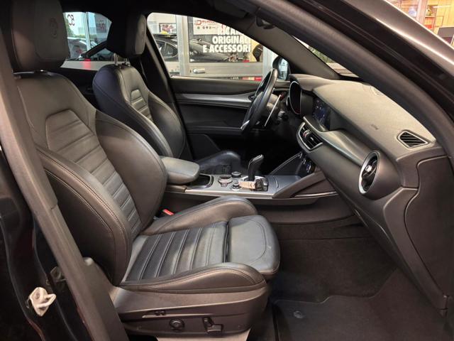 ALFA ROMEO Stelvio usata, con Controllo automatico clima