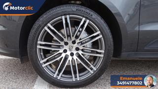 PORSCHE Macan usata, con MP3