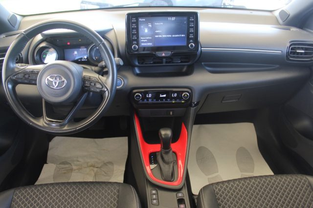 TOYOTA Yaris usata, con ESP