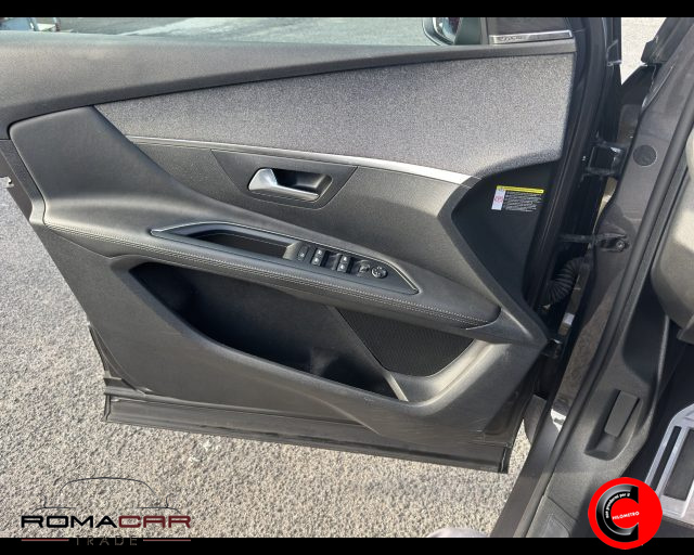 PEUGEOT 3008 usata, con Sistema di navigazione