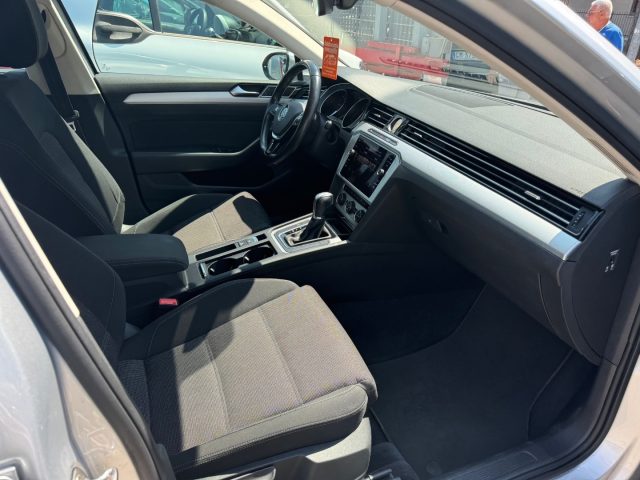 VOLKSWAGEN Passat Variant usata, con Controllo trazione