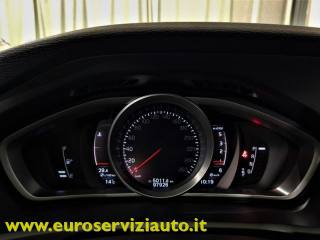 VOLVO V40 Cross Country usata, con Specchietti laterali elettrici