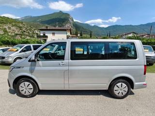 VOLKSWAGEN Caravelle usata, con Airbag laterali