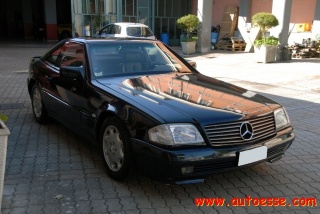 MERCEDES-BENZ SL 300 usata, con Autoradio