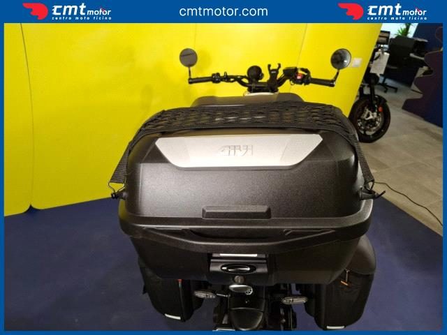 YAMAHA XSR 700 usata 7