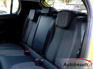 PEUGEOT 208 usata, con Sedile posteriore sdoppiato