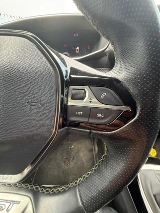 PEUGEOT 2008 usata 23