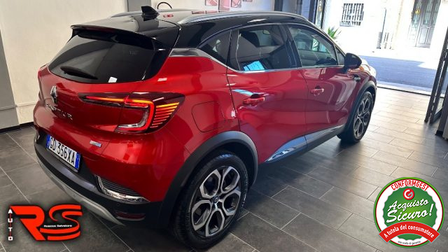 RENAULT Captur usata, con Autoradio
