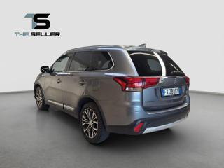 MITSUBISHI Outlander usata, con Alzacristalli elettrici