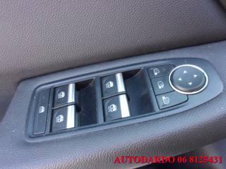 RENAULT Clio usata, con Autoradio digitale