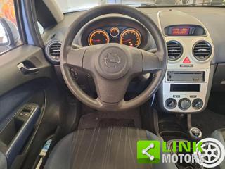 OPEL Corsa usata, con Specchietti laterali elettrici