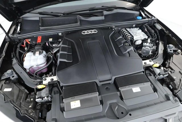 AUDI Q7 usata, con Vetri oscurati