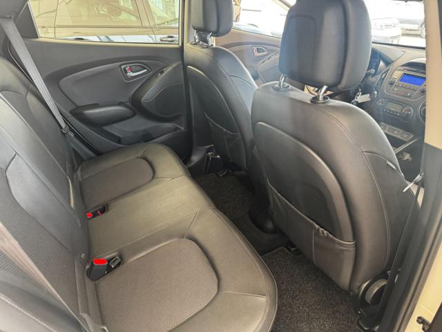 HYUNDAI iX35 usata 22
