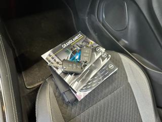 OPEL Grandland X usata, con USB