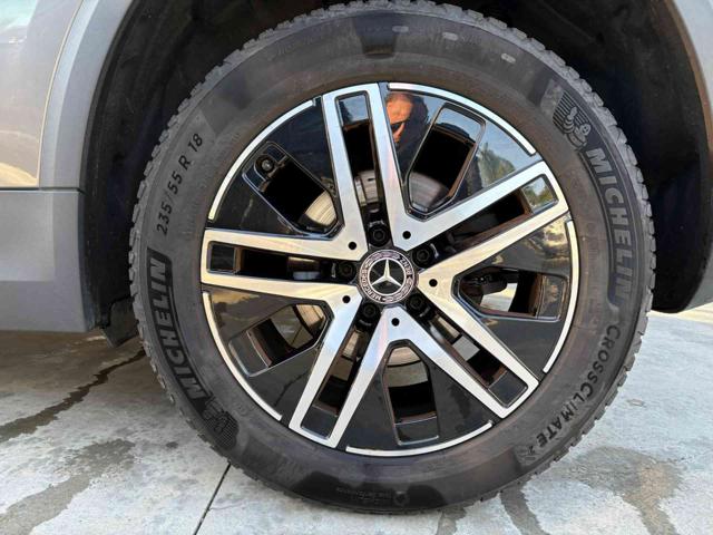 MERCEDES-BENZ GLA 200 usata, con Park Distance Control