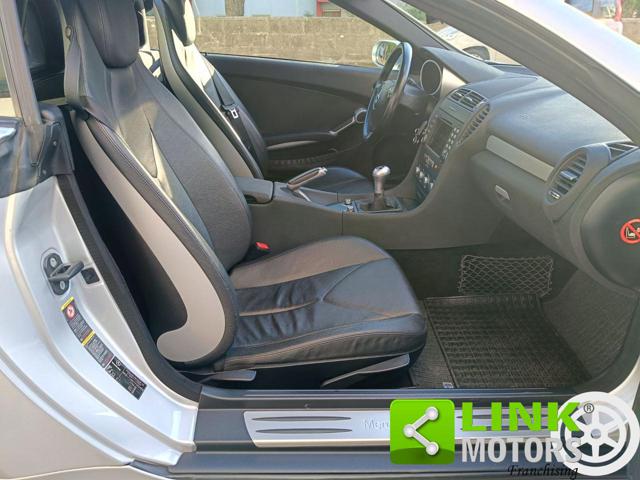 MERCEDES-BENZ SLK 200 usata, con Marmitta catalitica