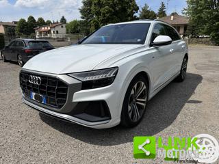 AUDI Q8 usata 2