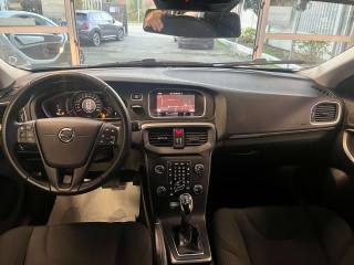 VOLVO V40 Cross Country usata, con Boardcomputer