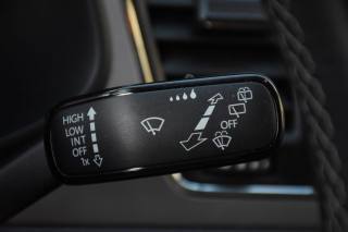 SEAT Leon usata, con Volante multifunzione