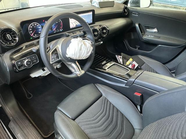 MERCEDES-BENZ A 180 usata, con Sedile posteriore sdoppiato