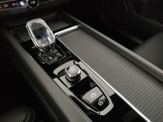 VOLVO XC60 usata, con Fari LED