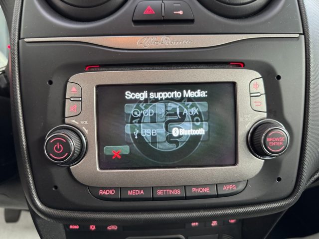 ALFA ROMEO MiTo usata, con Volante in pelle