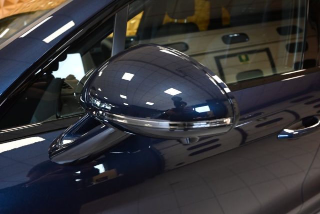 PORSCHE Macan usata 16