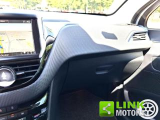PEUGEOT 208 usata, con Specchietti laterali elettrici