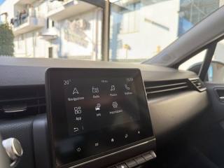 RENAULT Clio usata, con USB