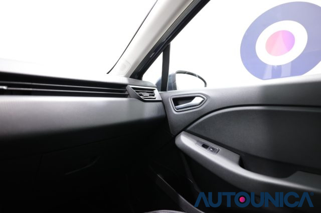 RENAULT Clio usata, con Sensore di luce