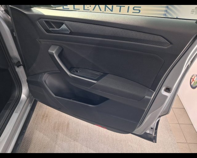 VOLKSWAGEN T-Roc usata, con Bluetooth