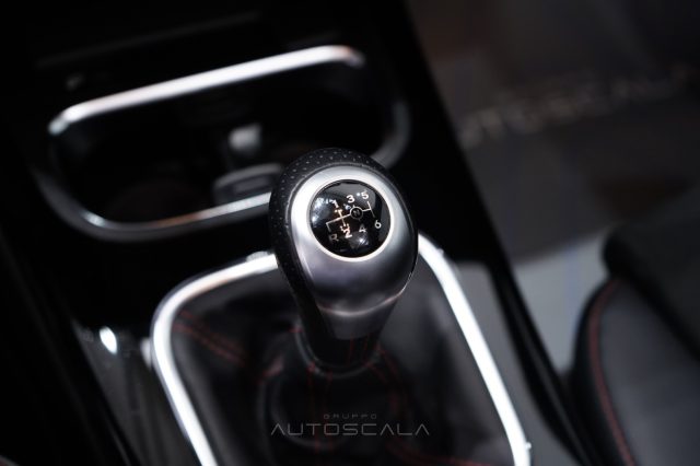 MERCEDES-BENZ A 180 usata, con Volante multifunzione