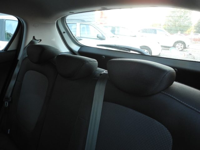 HYUNDAI i20 usata 39