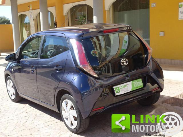 TOYOTA Aygo usata, con Autoradio