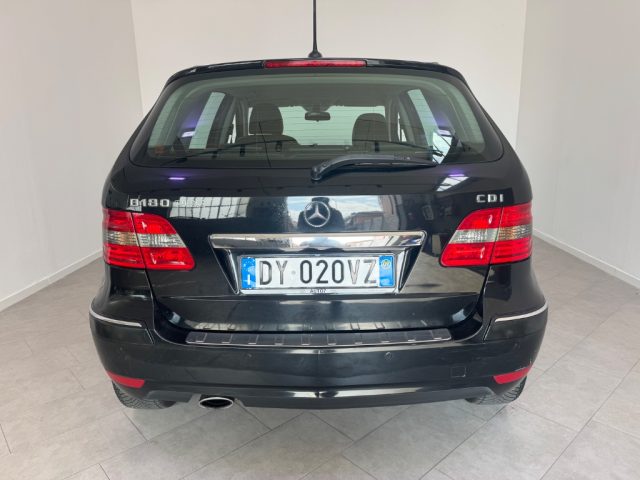 MERCEDES-BENZ B 180 usata 6